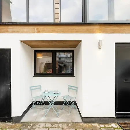 The Upside Down Eco House